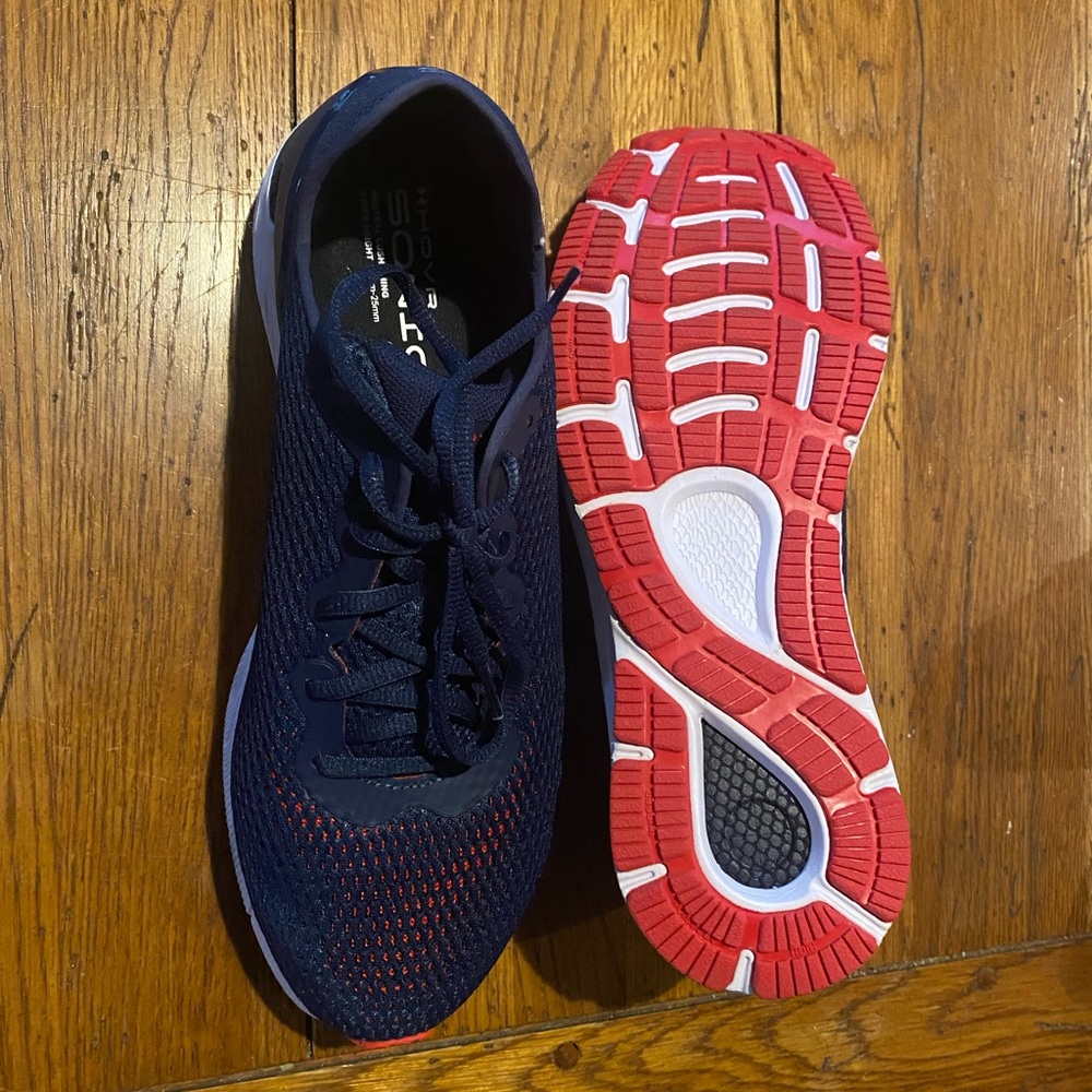 UA Hovr Sonic 4 Sneaker